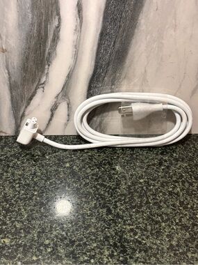 Apple White Magnetic Power Cable with Right-Angle Connector
